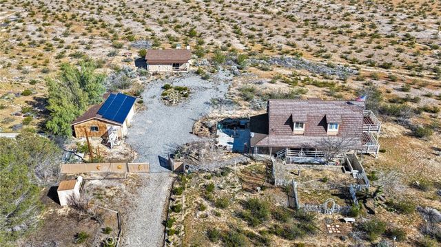 31420 Rabbit Springs Lane, Lucerne Valley, CA 92356