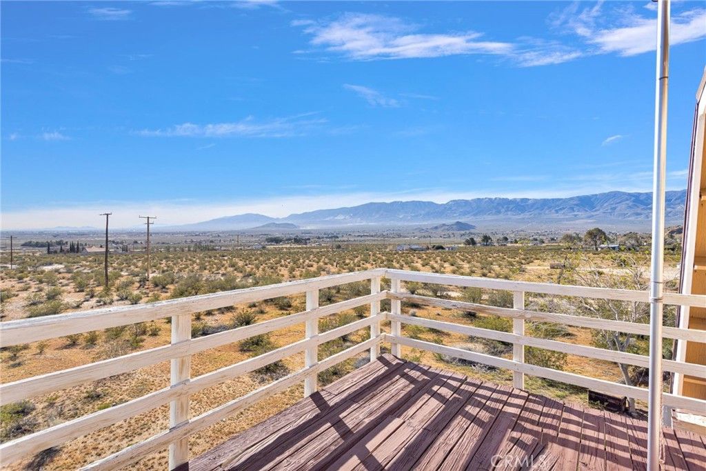 Image 63 of property listing at 31420 Rabbit Springs Lane, Lucerne Valley, CA 92356