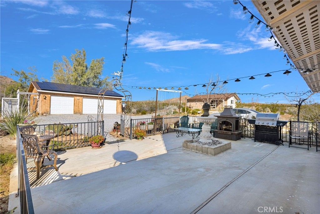 Image 66 of property listing at 31420 Rabbit Springs Lane, Lucerne Valley, CA 92356