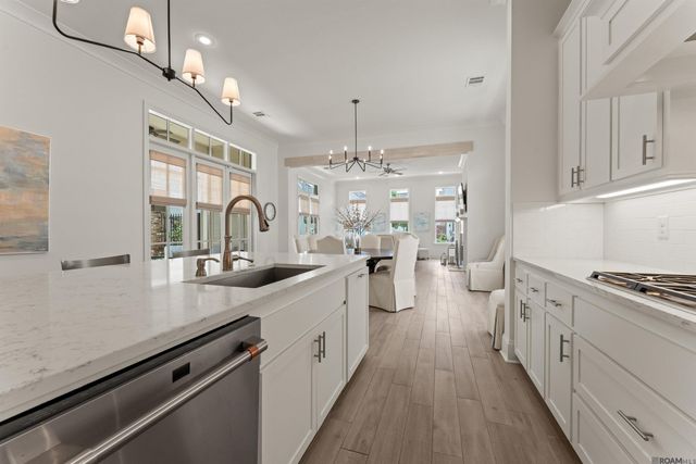 5329 Mimosa St, Baton Rouge, LA 70808