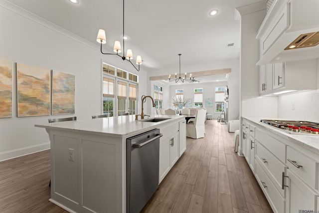 5329 Mimosa St, Baton Rouge, LA 70808