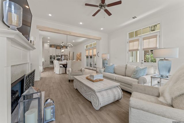 5329 Mimosa St, Baton Rouge, LA 70808