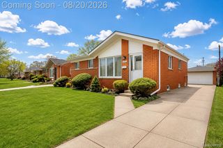 23223 Panama Avenue, Warren, MI 48091