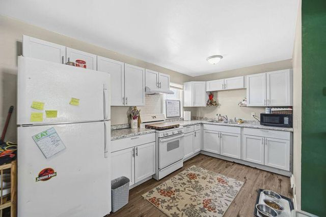 3979 Howard Street, Hobart, IN 46342