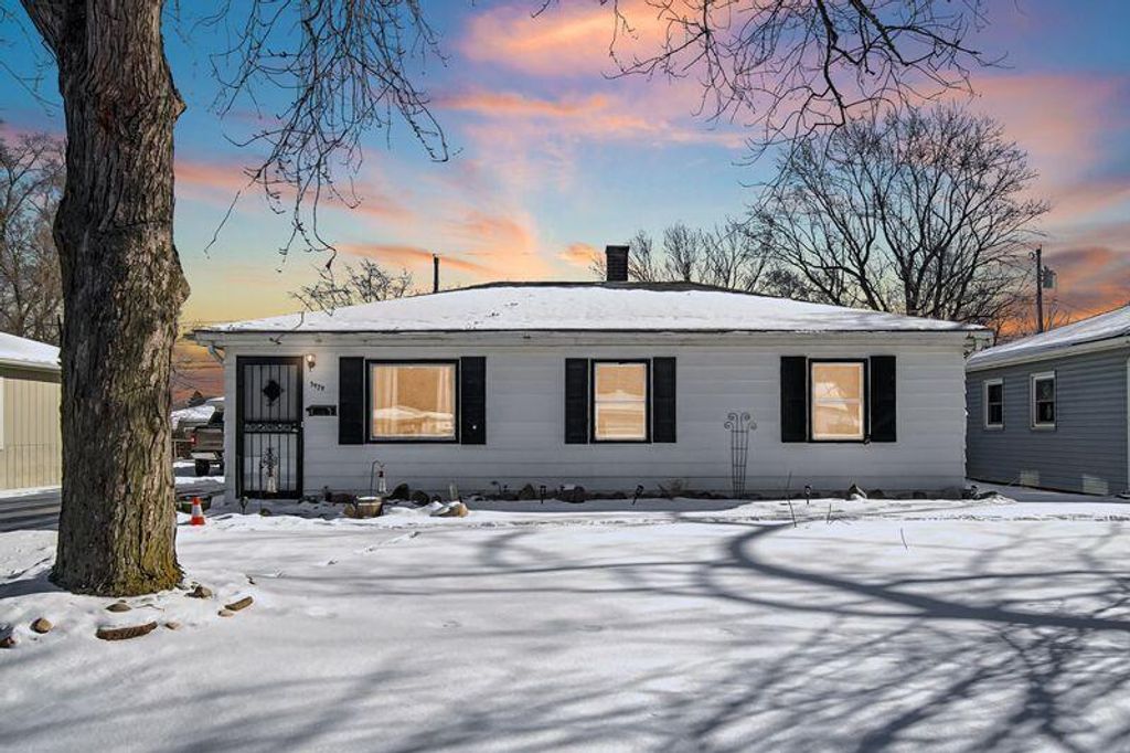 3979 Howard Street, Hobart, IN 46342