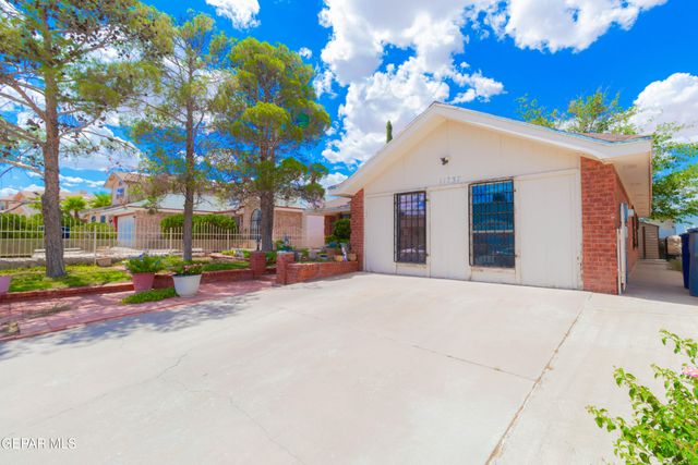 11737 ROGER CHAFFEE Lane, El Paso, TX 79936