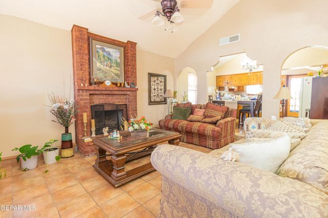 11737 ROGER CHAFFEE Lane, El Paso, TX 79936