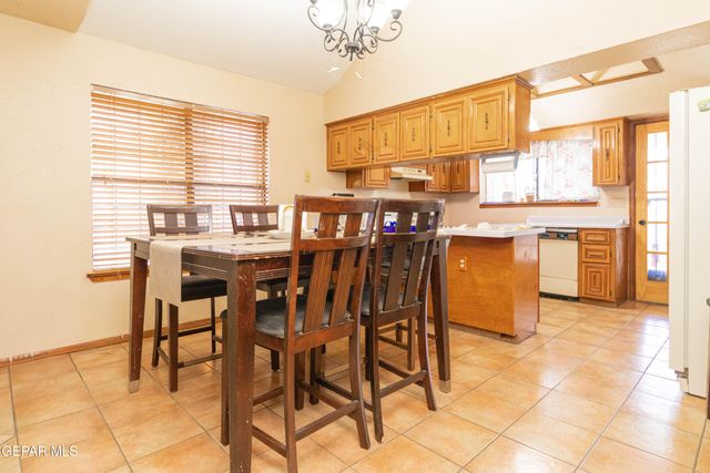 11737 ROGER CHAFFEE Lane, El Paso, TX 79936