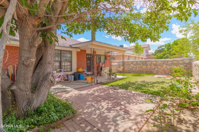 11737 ROGER CHAFFEE Lane, El Paso, TX 79936
