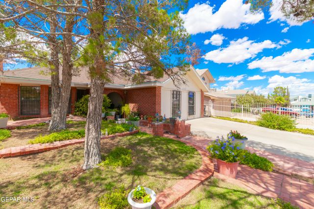 11737 ROGER CHAFFEE Lane, El Paso, TX 79936