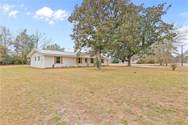 215 Glynn Street, Jesup, GA 31545