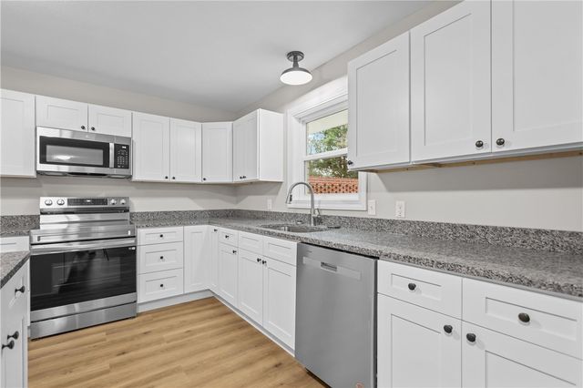 215 Glynn Street, Jesup, GA 31545