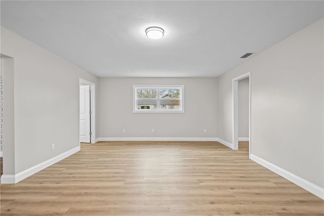 215 Glynn Street, Jesup, GA 31545