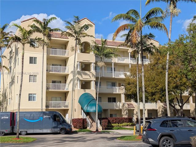 10710 NW 66th St 202, Doral, FL 33178