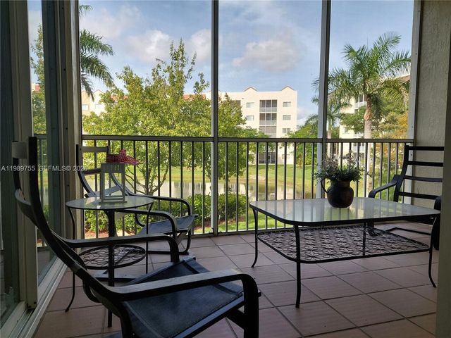 10710 NW 66th St 202, Doral, FL 33178