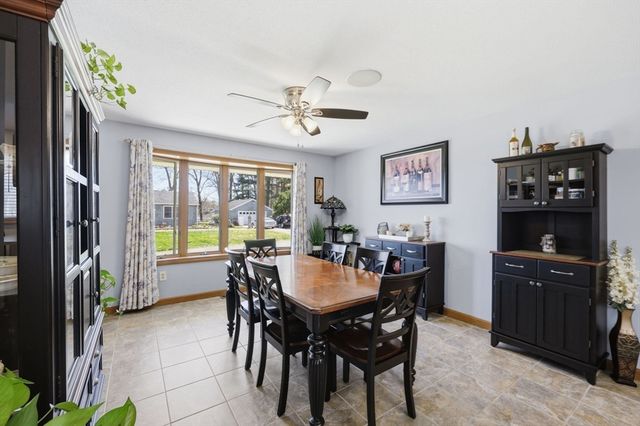 54 Helen St, Chicopee, MA 01020
