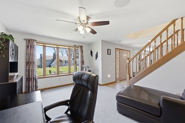 54 Helen St, Chicopee, MA 01020