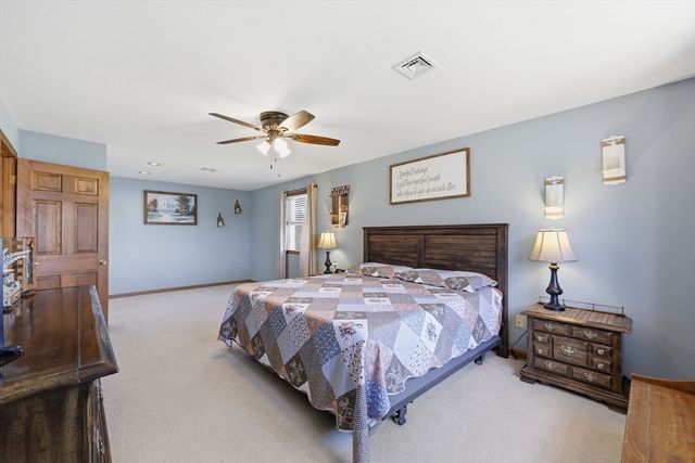 54 Helen St, Chicopee, MA 01020