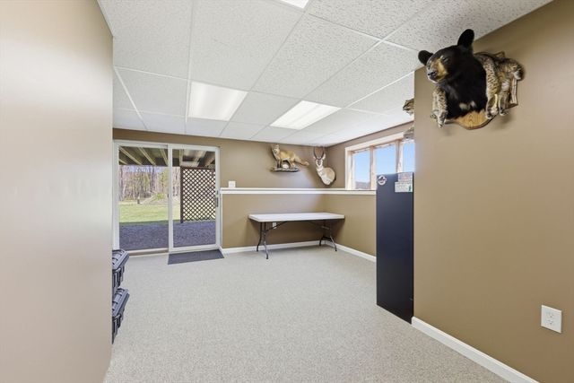 54 Helen St, Chicopee, MA 01020