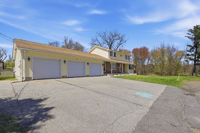 54 Helen St, Chicopee, MA 01020