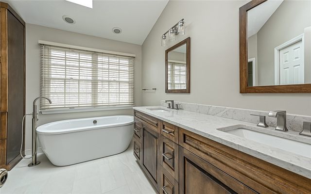 711 Bridle Path, Marshall, PA 15090