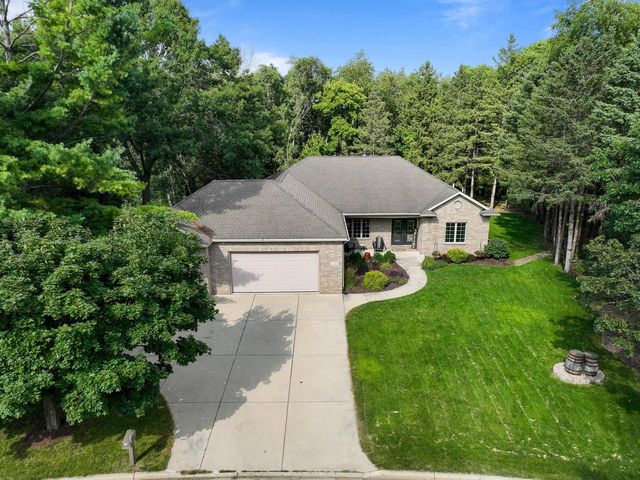 1232 Peregrine COURT, Burlington, WI 53105