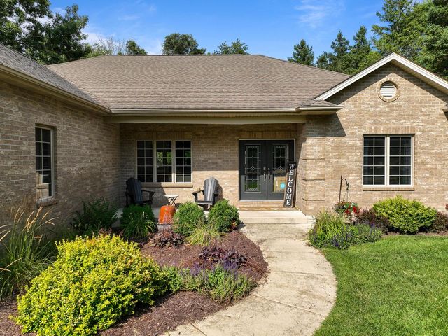 1232 Peregrine COURT, Burlington, WI 53105