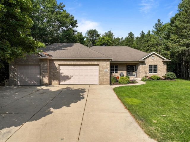 1232 Peregrine COURT, Burlington, WI 53105