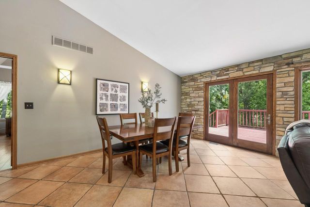 1232 Peregrine COURT, Burlington, WI 53105