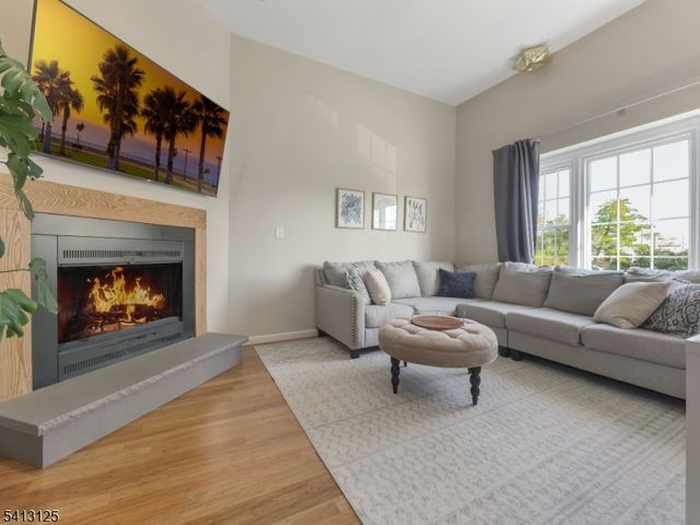 103 Park Ave A6, Summit City, NJ 07901