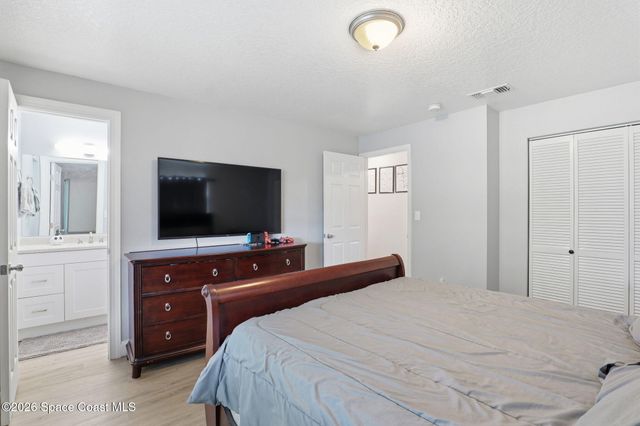 588 Audubon Avenue NE, Palm Bay, FL 32907