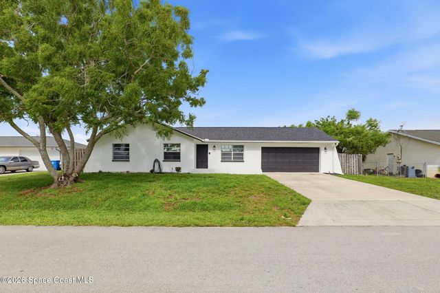 588 Audubon Avenue NE, Palm Bay, FL 32907