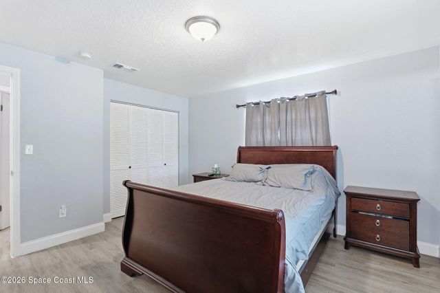 588 Audubon Avenue NE, Palm Bay, FL 32907