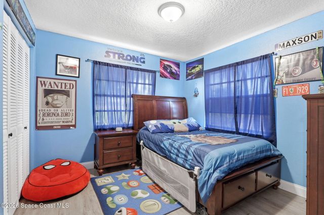 588 Audubon Avenue NE, Palm Bay, FL 32907