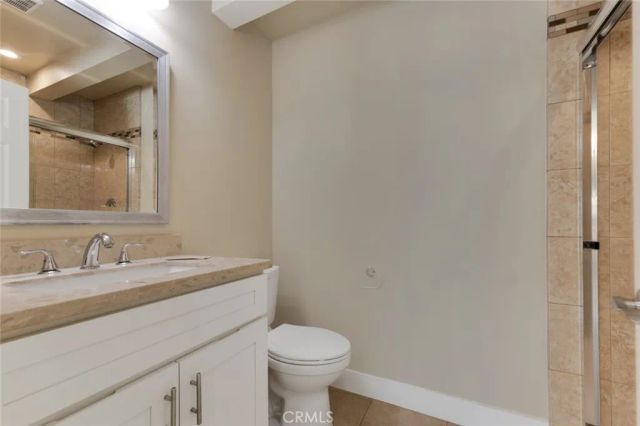 22052 Cantlay Street, Canoga Park, CA 91303