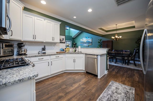 186 Village Cir, Lebanon, TN 37087