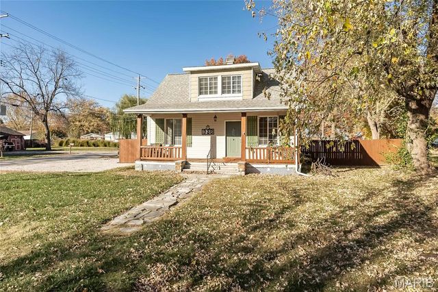 936 Saint Clair Street, O'fallon, IL 62269