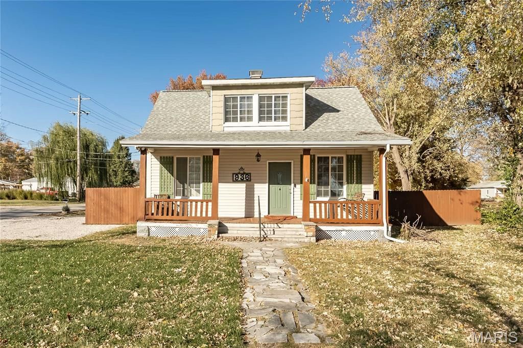 936 Saint Clair Street, O'fallon, IL 62269