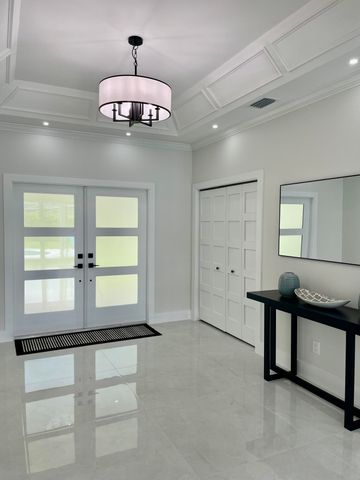 18457 SE Heritage Oaks Lane, Jupiter, FL 33469