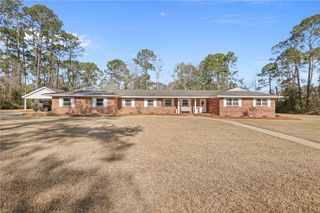 548 S 5th Street, Jesup, GA 31545