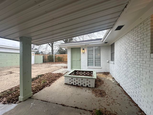 708 S 34th, Hattiesburg, MS 39402