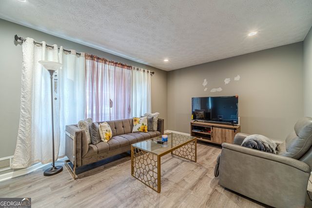 2645 Holly Berry Trail, Snellville, GA 30039