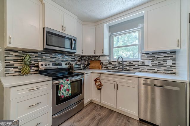 2645 Holly Berry Trail, Snellville, GA 30039