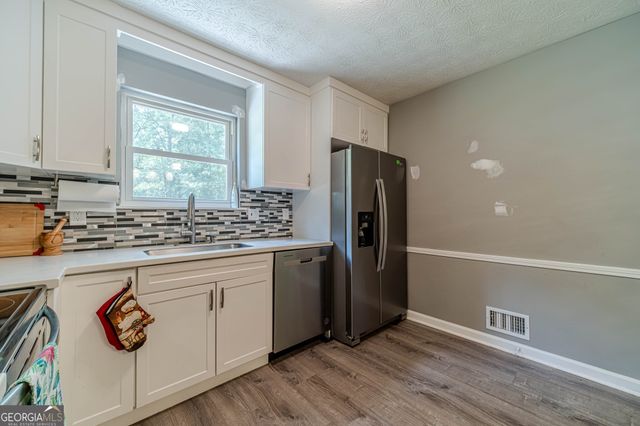 2645 Holly Berry Trail, Snellville, GA 30039