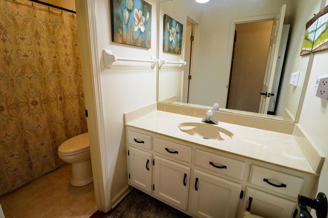 8838 HILLMAN WAY, Bartlett, TN 38133