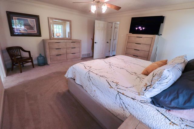 8838 HILLMAN WAY, Bartlett, TN 38133