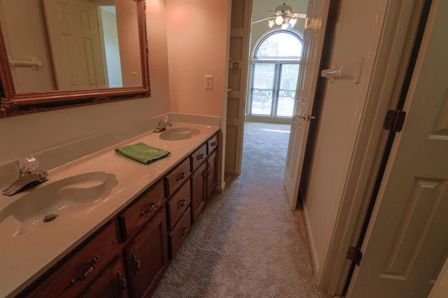 8838 HILLMAN WAY, Bartlett, TN 38133