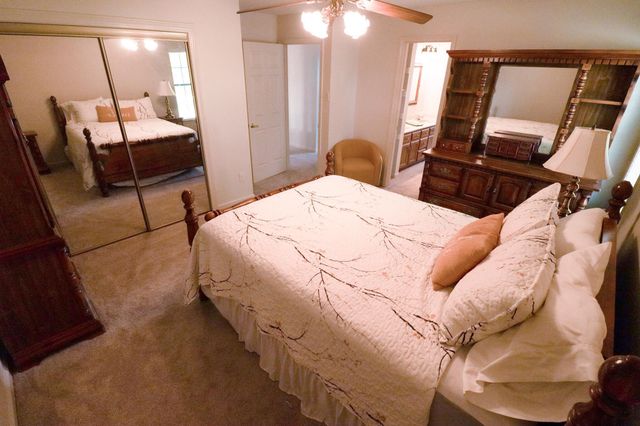 8838 HILLMAN WAY, Bartlett, TN 38133