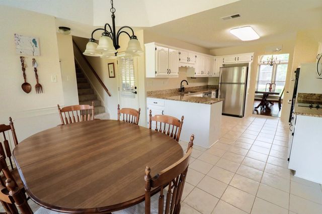 8838 HILLMAN WAY, Bartlett, TN 38133