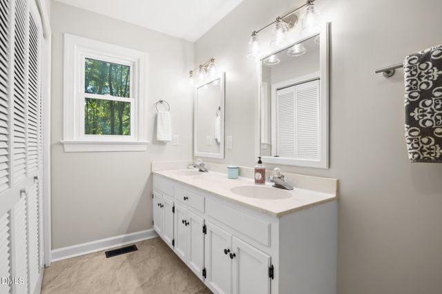 2004 Virginia Dare Place, Raleigh, NC 27610